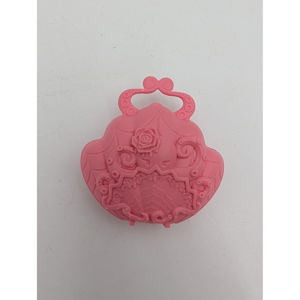 Mattel Monster High Doll Accessory Pink Lagoona Blue Exchange Shell Purse